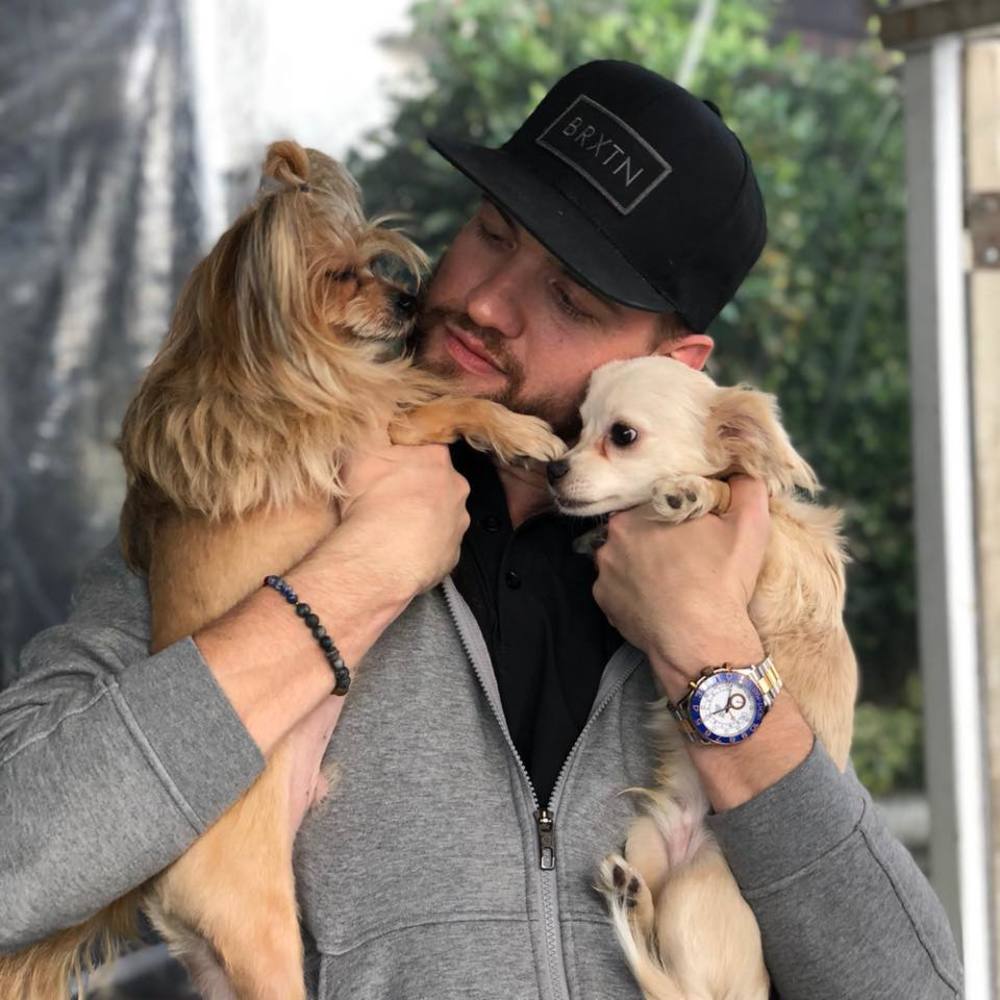 Meet your Posher, Derek